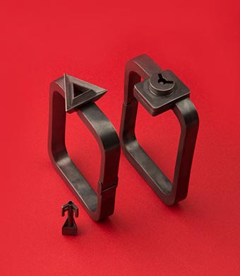 《挣脱》