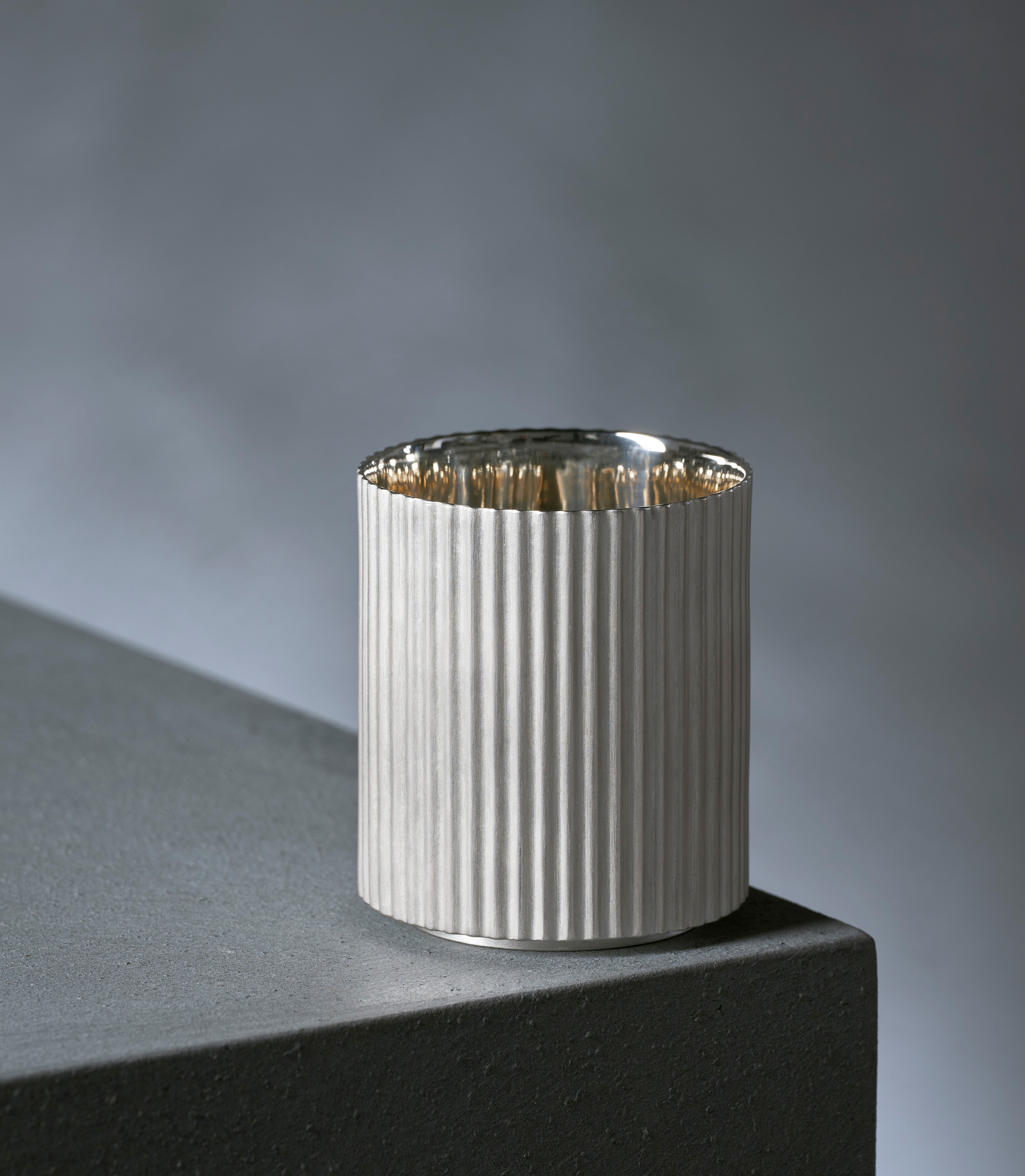 'Wavy' Double Skinned Beakers